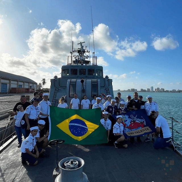 Escoteiros do Mar embarcam no NPa Grajaú e descobrem detalhes na defesa da Amazônia Azul
