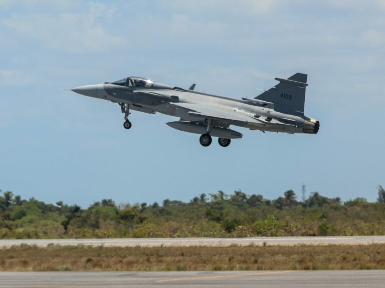 F-39E Gripen faz estreia em exercício multinacional na CRUZEX 2024