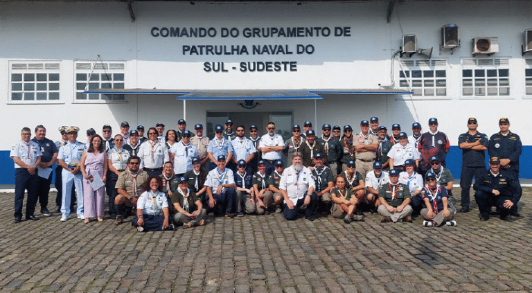 Marinha do Brasil realiza curso marítimo para Escoteiros do Brasil
