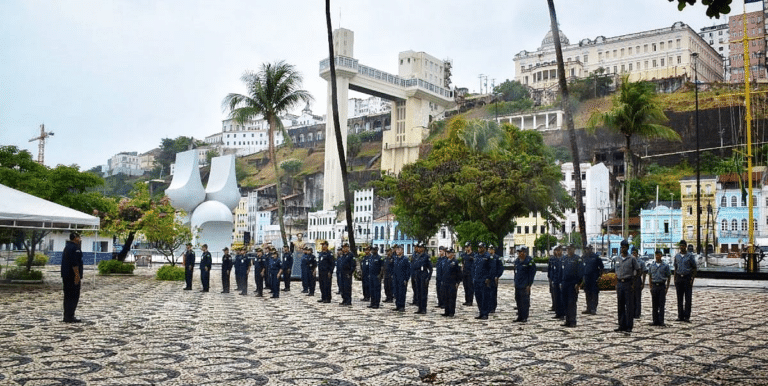 Dia do Armistício: Com2ºDN presta tributo à bravura da DNOG