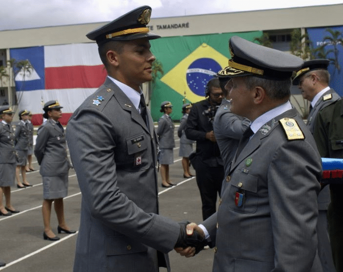 ESFCEx forma 97 novos oficiais da Turma “Batalhão Oswaldo Cruz”