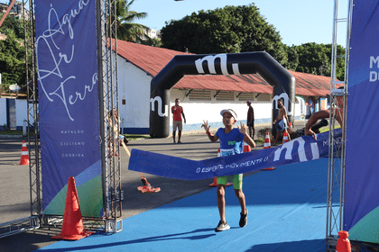 Grupamento de Fuzileiros Navais promove triathlon infantil em Salvador