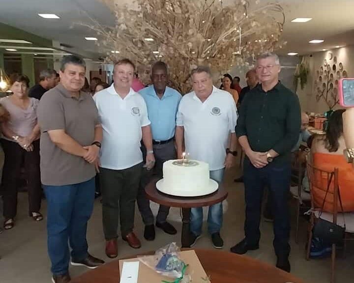 ADESG Alagoas realiza confraternização em celebração de 73 anos
