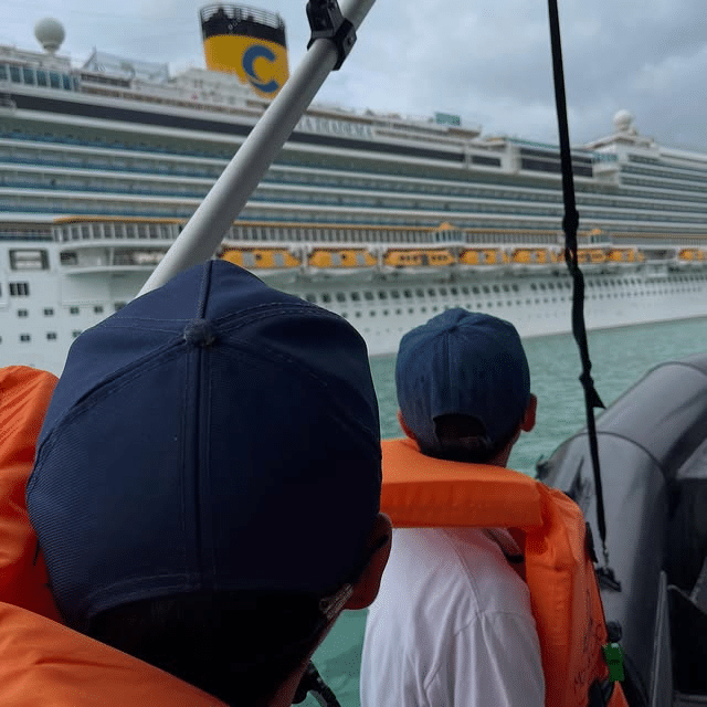 Escoteiros do Mar aprendem sobre segurança na navegação com a Marinha em Maceió