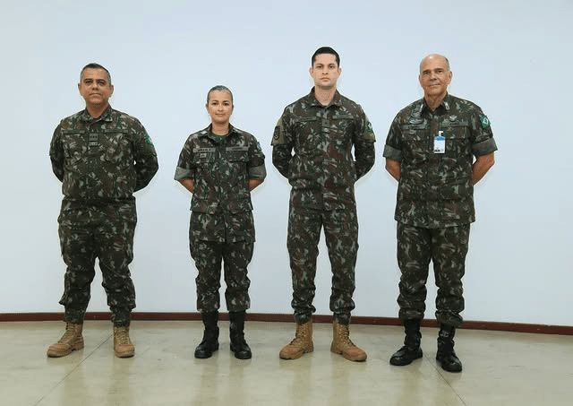 Promoções e despedidas marcam solenidade no Comando Militar do Nordeste