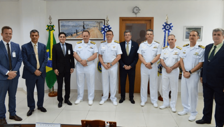 Marinha e Omnisys firmam parceria para impulsionar guerra eletrônica