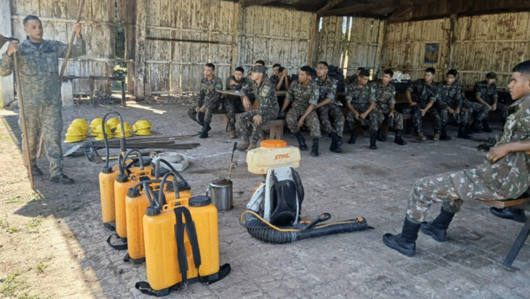 3º BtlOpRib capacita militares para combate a incêndios florestais