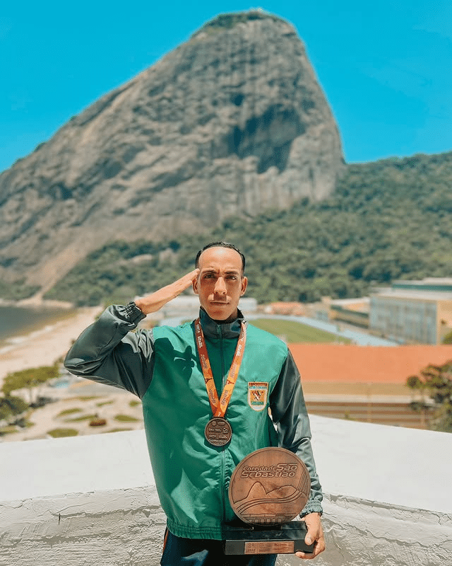 Soldado Bruno Silva leva o 14º BI Mtz ao pódio no Rio de Janeiro