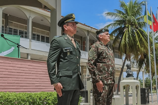 72º BI de Caatinga homenageia militares que vão para a reserva