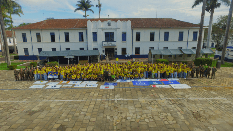 Projeto Rondon: militares e universitários levam bem-estar a MG