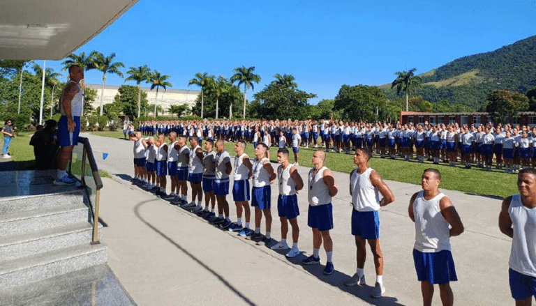 CIAMPA prepara novos Fuzileiros Navais com rigoroso período de adaptação