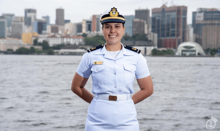 Segundo-Tenente Catarina Dowsley faz história na Marinha