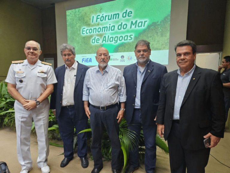 Presidente do SINDIPESCA propõe hub marítimo no Nordeste