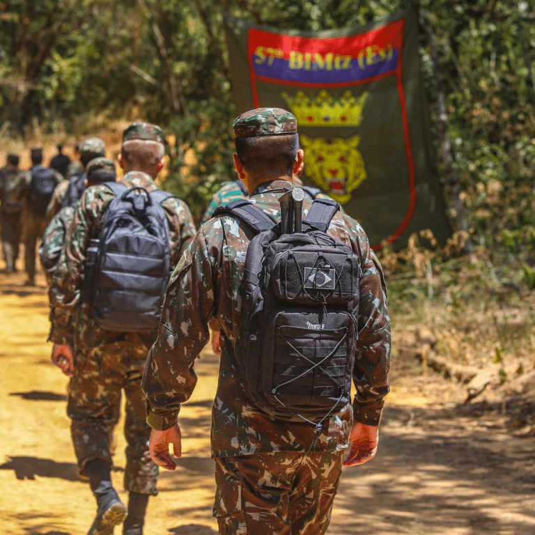 Exército realiza exercício prático de mobilidade no CIG/RJ