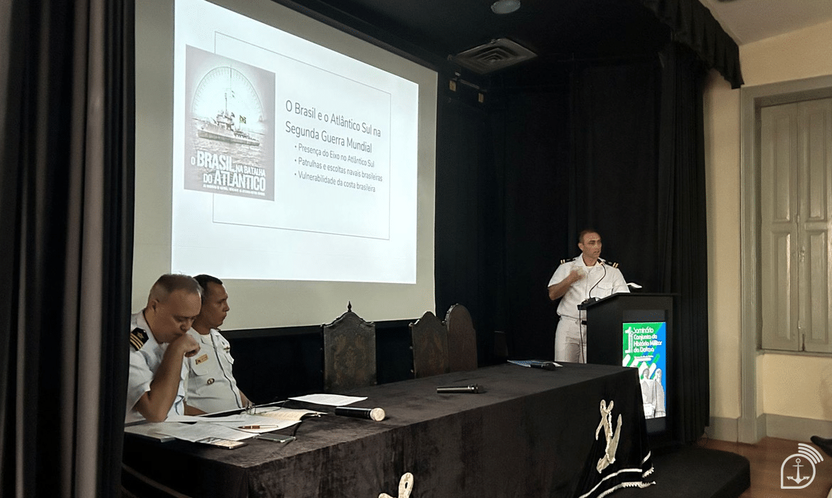 Palestra sobre Brasil na Segunda Guerra Mundial.