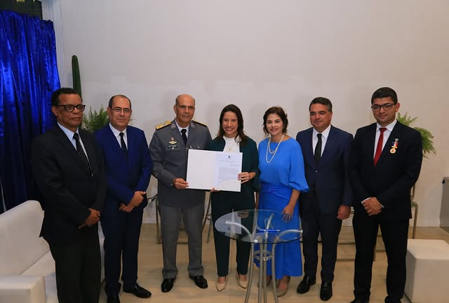 Instalação da Escola de Sargentos no Recife avança com assinatura de aditivos