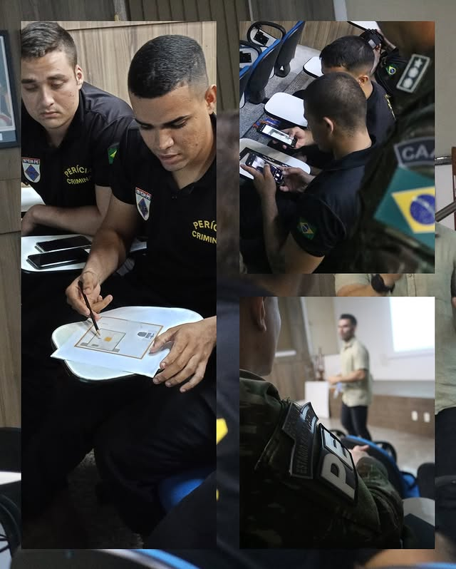 Palestra sobre pericia criminal com oficiais.