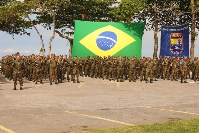 General Eduardo se despede da 1ª DE antes de assumir no Estado-Maior do Exército